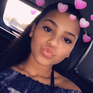 Meet your Posher, Jada